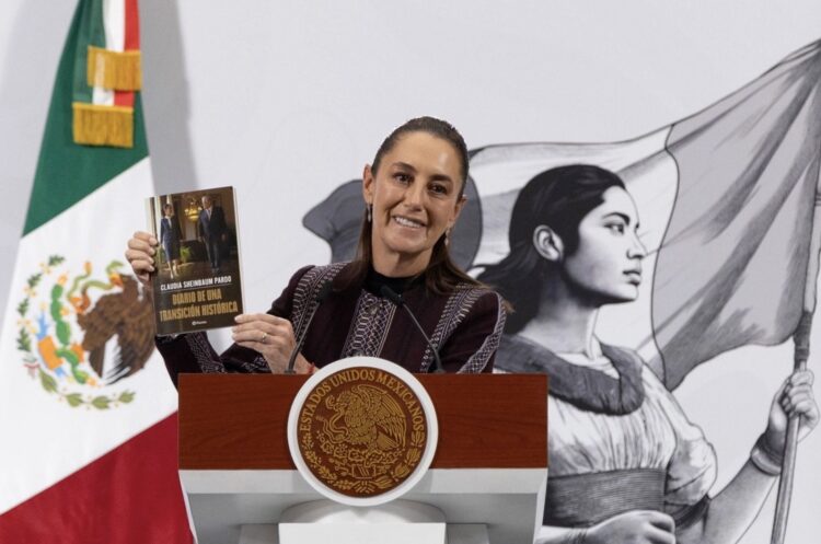Mi libro es "un reconocimiento" a AMLO: Claudia Sheinbaum