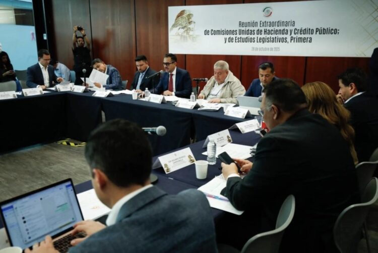 Senadores de Morena y aliados aprueban en comisiones Ley de Ingresos y paquete fiscal 2026