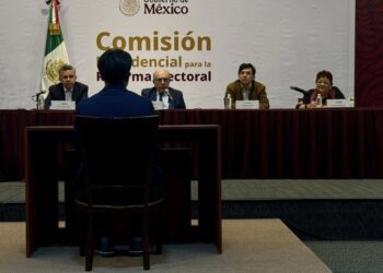 Piden reforzar democracia participativa ante posible eliminación de plurinominales