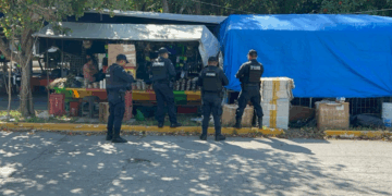 Policía de Playa del Carmen cobraba ‘derecho de piso’; ya está detenido
