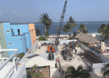 Un juez revoca una licencia de construcción ilegal para un desarrollo en Puerto Morelos
