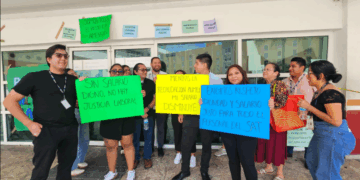 Continúa paro en SAT de Cancún; desmienten tener acuerdo