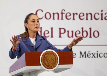 Minimiza Sheinbaum inconformidad de Monreal por acomodo de lugares en informe del Zócalo