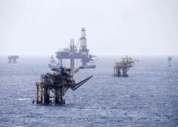 Exigen al gobierno un modelo de desarrollo que no dependa del petróleo
