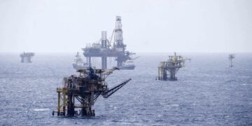 Exigen al gobierno un modelo de desarrollo que no dependa del petróleo