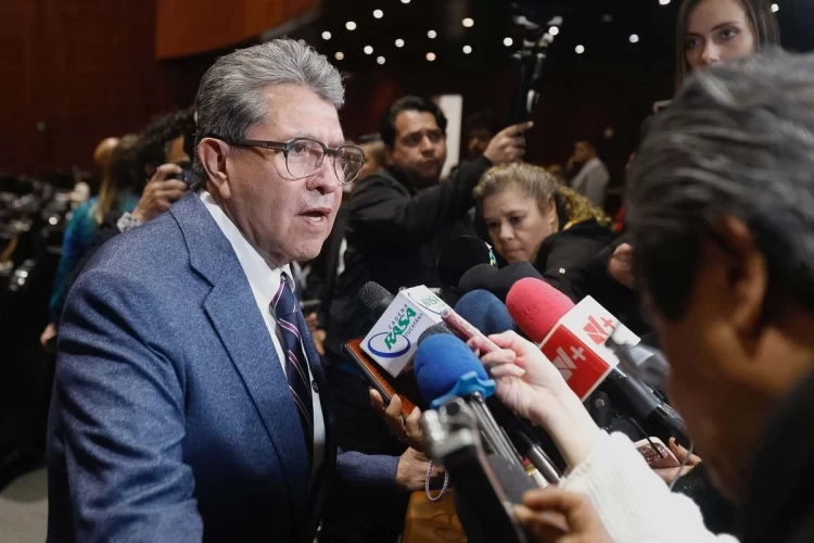 "Artículo sobre retroactividad en Ley de Amparo es inadecuado; se revisará en comisión": Monreal