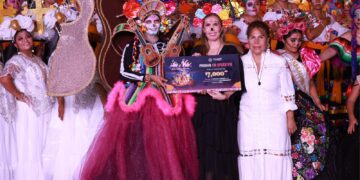 Con color, arte y tradición, Isla Mujeres celebra con éxito el Festival de Catrinas “Catrín-Arte”