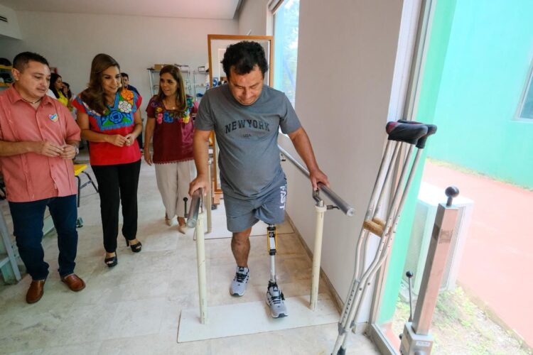 Mara y Vero Lezama entregan prótesis y transforman vidas a beneficiarios de Chetumal