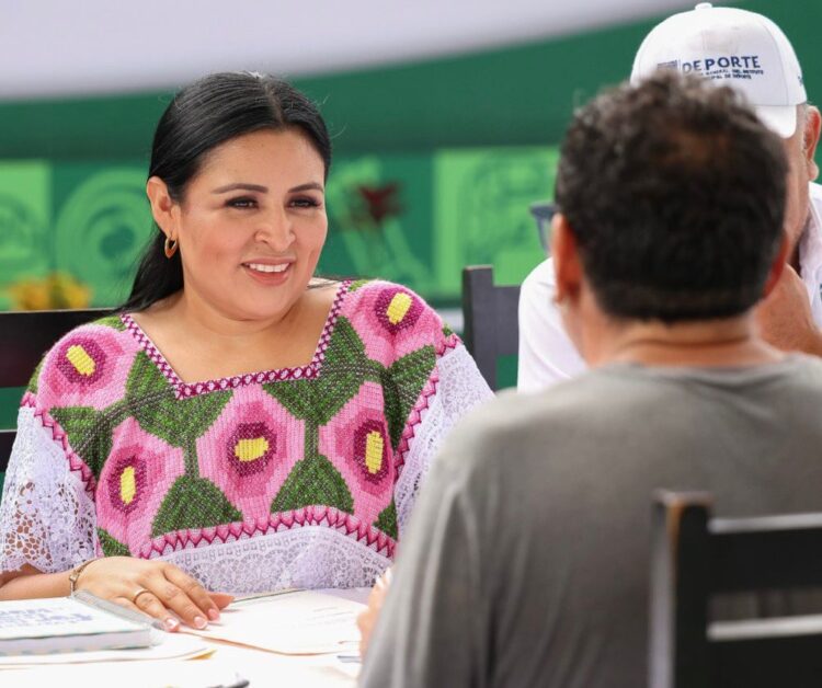 Hace Blanca Merari llamado para aprovechar campaña de vacunación contra la influenza en Puerto Morelos