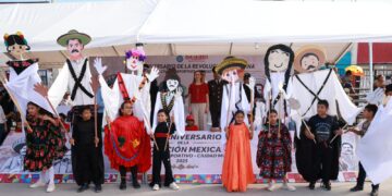 Gobierno de Isla Mujeres realiza con éxito desfile cívico–deportivo del 20 de Noviembre en Ciudad Mujeres
