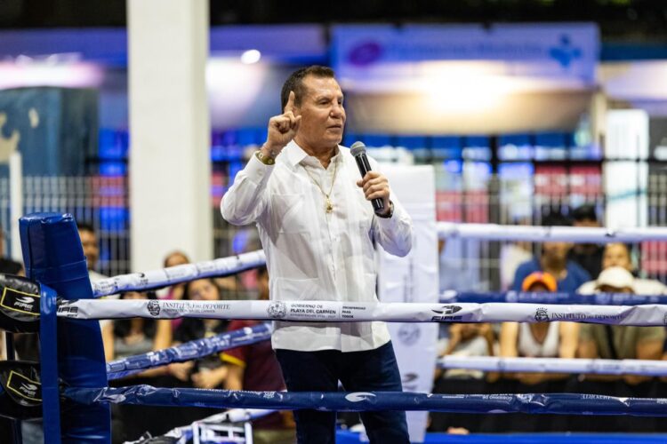 Encabeza Julio César Chávez conversatorio “El Sueño de un Campeón” en Playa del Carmen Encabeza Julio César Chávez conversatorio “El Sueño de un Campeón” en Playa del Carmen