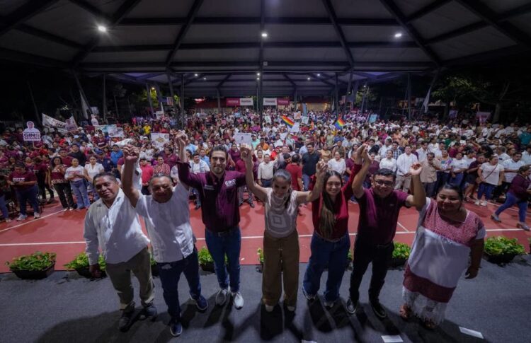 Gino Segura encabeza Asamblea Informativa en Felipe Carrillo Puerto