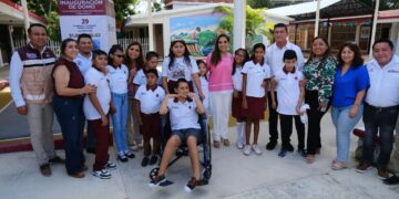 Alumnas y alumnos del CAM “Frida Kahlo” estrenan nuevo domo con la presencia de la gobernadora Mara Lezama