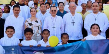 Isla Mujeres recibe la visita pastoral del Nuncio Apostólico en México, Mons. Joseph Spiteri