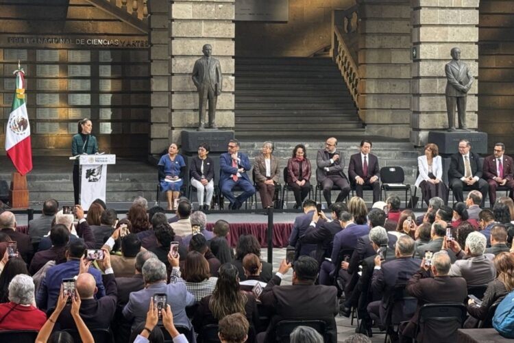 Claudia Sheinbaum pide a universidades dejar atrás los privilegios para ampliar la matrícula