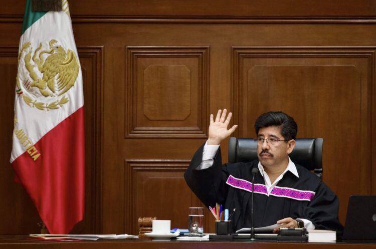 SCJN niega a TV Azteca y Grupo Elektra aplazar juicios fiscales