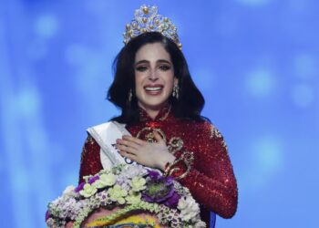 La mexicana Fátima Bosch gana Miss Universo 2025