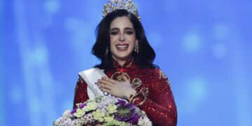 La mexicana Fátima Bosch gana Miss Universo 2025