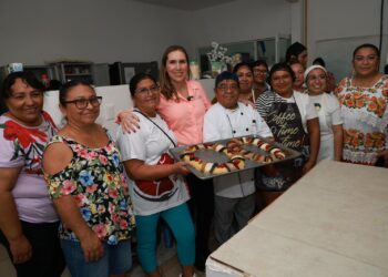 Atenea Gómez Ricalde continúa impulsando la autonomía económica de las mujeres con nuevos cursos de capacitación