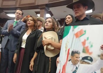 Grecia Quiroz, viuda de Carlos Manzo, asume presidencia municipal de Uruapan