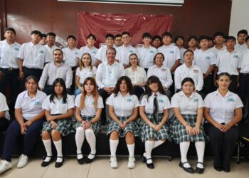 Atenea Gómez Ricalde refuerza la prevención de las adicciones entre las juventudes isleñas