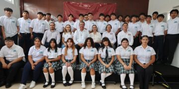 Atenea Gómez Ricalde refuerza la prevención de las adicciones entre las juventudes isleñas