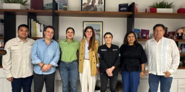 Estefanía Mercado y ONU-Hábitat avanzan en agenda de vivienda y regularización para las familias playenses