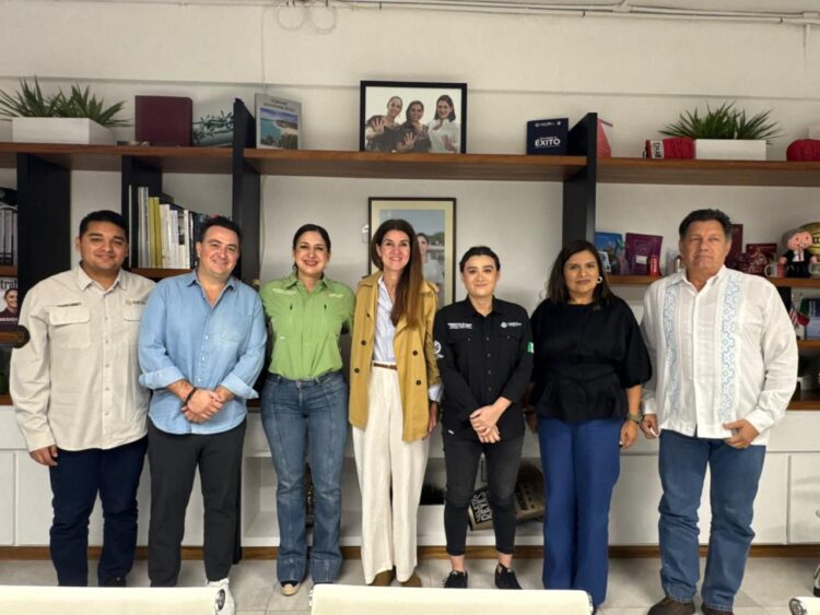 Estefanía Mercado y ONU-Hábitat avanzan en agenda de vivienda y regularización para las familias playenses