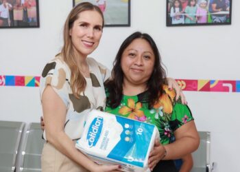 Atenea Gómez Ricalde atiende a las isleñas e isleños en una nueva edición del “Miércoles con la Gente” desde Zona Continental