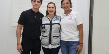 Atenea Gómez Ricalde supervisa avance del nuevo Centro de Control y Prevención contra la Diabetes en Isla Mujeres