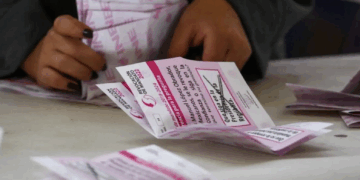 Morena plantea adelantar la revocación de mandato a 2027