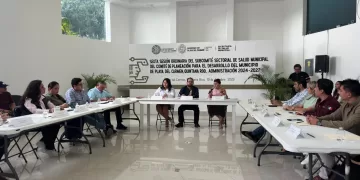 Fortalece gobierno de Estefanía Mercado coordinación institucional en materia de salud pública