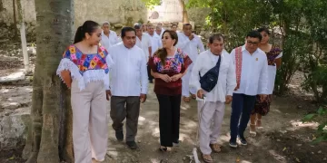Mara Lezama recorre santuario maya en Felipe Carrillo Puerto en el Día Nacional de la Cultura Maya