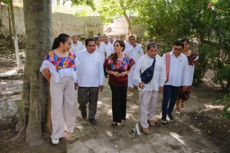 Mara Lezama recorre santuario maya en Felipe Carrillo Puerto en el Día Nacional de la Cultura Maya
