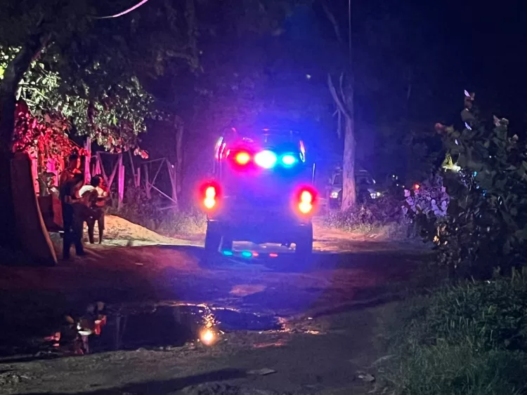 Denuncia turista extorsión de policías en Tulum