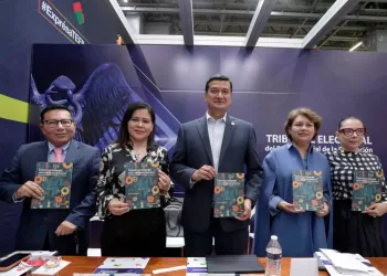 IEQROO en la FIL 2025: Rubí Pacheco presenta obra sobre masculinidades positivas.