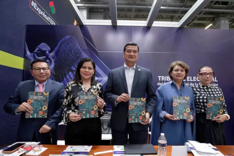 IEQROO en la FIL 2025: Rubí Pacheco presenta obra sobre masculinidades positivas.