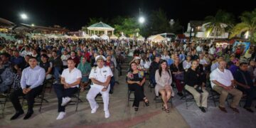Exitosa presentación en Puerto Morelos de la Banda Sinfónica y Coro de la Secretaría de Marina