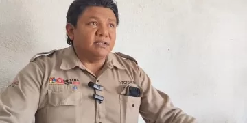 Denuncia jefe de Vectores corrupción con vales de gasolina