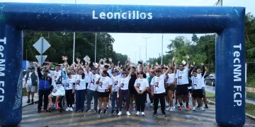 Éxito total la carrera "¡Corre, camina o rueda! Por la democracia y la no violencia"
