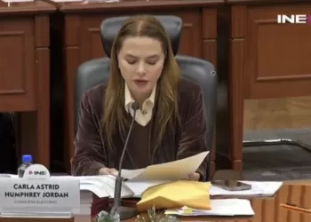 Morena y PAN rechazan generalizar el voto electrónico; avalan sólo prueba piloto del INE en Coahuila