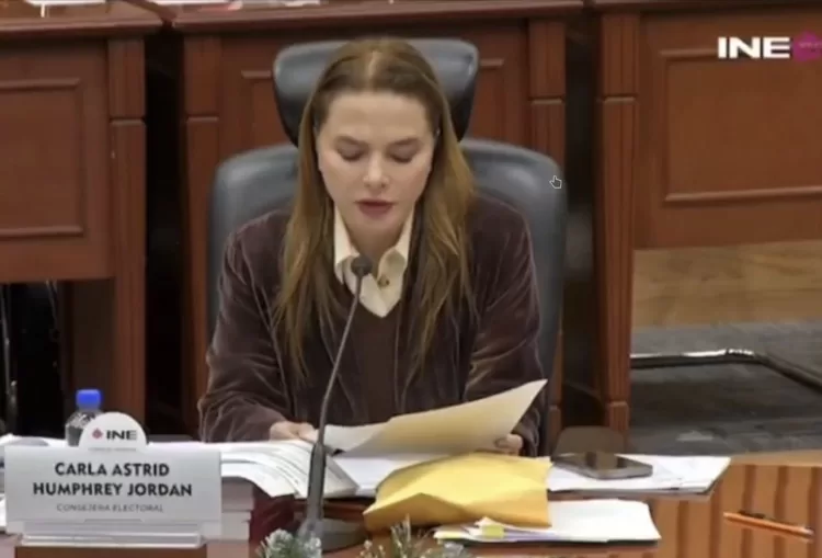 Morena y PAN rechazan generalizar el voto electrónico; avalan sólo prueba piloto del INE en Coahuila