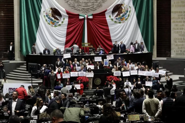 Diputados alistan votación de reformas a salud, economía circular y aranceles