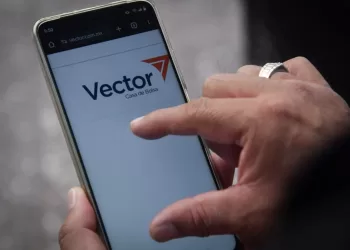 CNBV revoca a Vector licencias como casa de bolsa y operadora de fondos