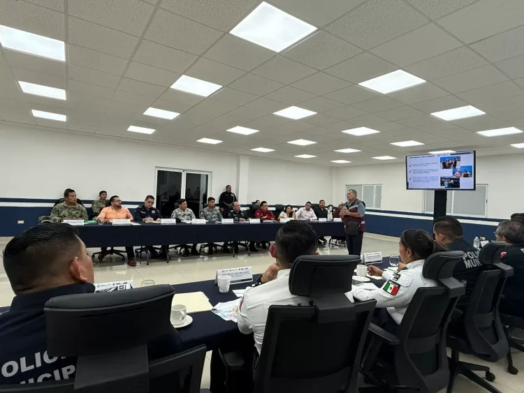 Con coordinación entre los tres órdenes de gobierno, Estefanía Mercado blinda por cielo mar y tierra a Playa del Carmen