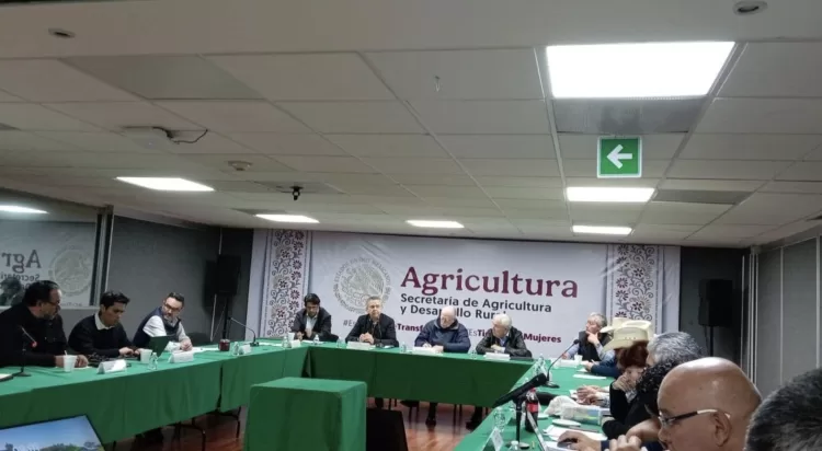 Destaca Gobierno acuerdos alcanzados con productores y transportistas