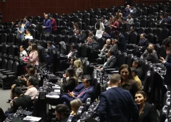 Morena en San Lázaro advierte que falta de acuerdo con PT y PVEM pone en riesgo reforma electoral