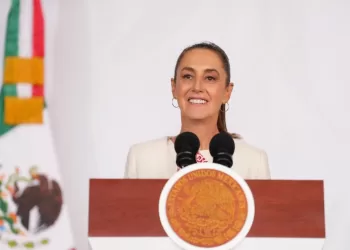 Sheinbaum deja en suspenso invitación a los reyes de España a México