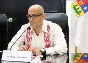 A la nueva corte, otra vez se le chispoteó