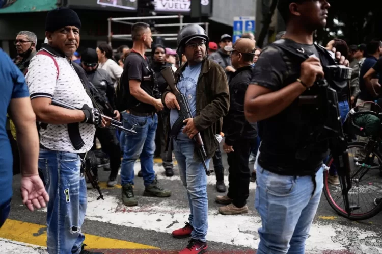 Venezuela quiere la paz; Trump, 'acceso total' a su petróleo